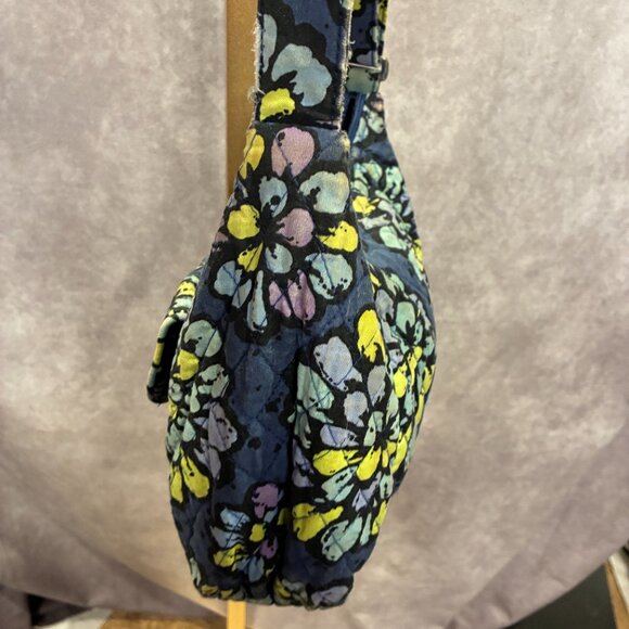 Vera Bradley Bag and Wristlet Set - Picture 5 of 16